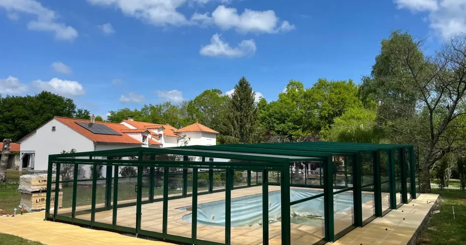 abris-piscine-haut